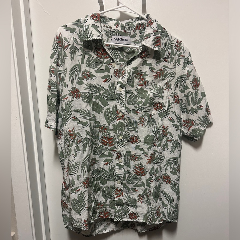 Earthy Leafy Collared Short Sleeve Shirt- Size M